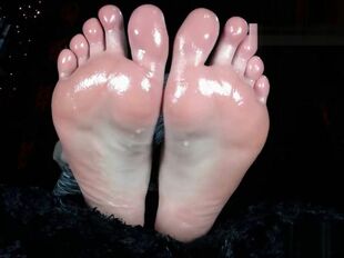 giantess soles point of view